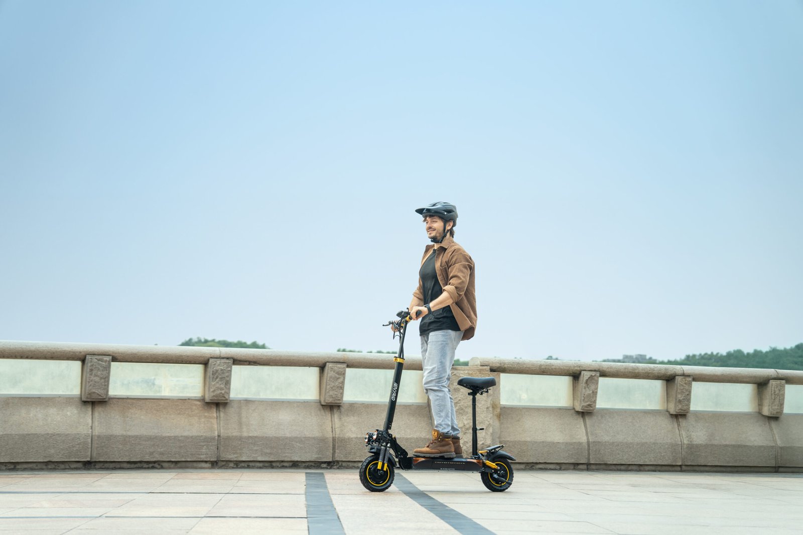 ienyrid es6 dual motor electric scooter — 2000w, 48v/20.8ah, 10" off road tires ienyrid es6 dual motor electric scooter — 2000w, 48v/20.8ah, 10" off road tires